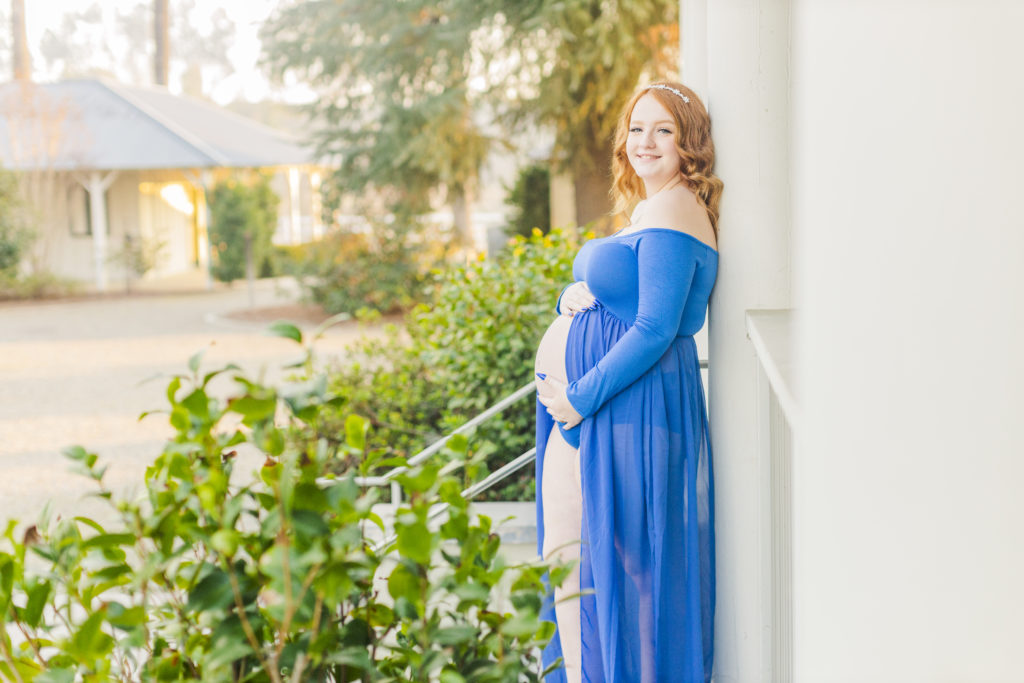 royal blue Maternity portraits at San Joaquin River Parkway