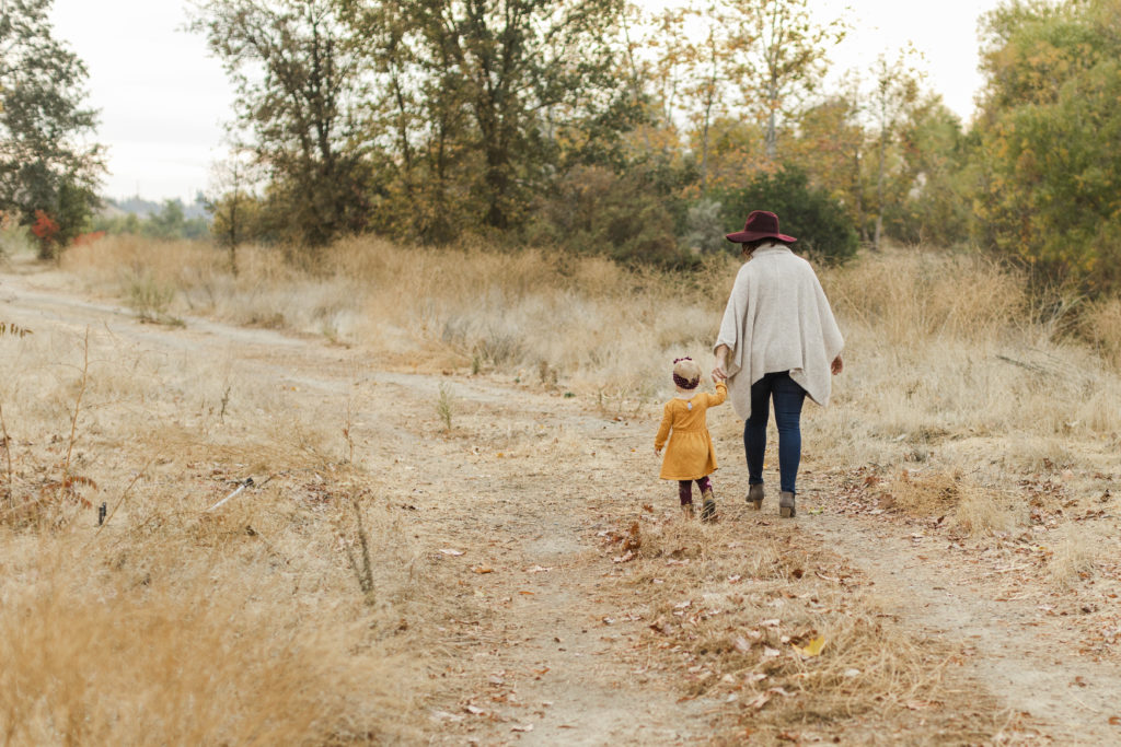 Mom and daughter family session at San Joaquin River Parkway